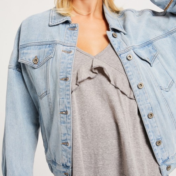 Girlfriend Denim Jacket - Picture 4 of 6